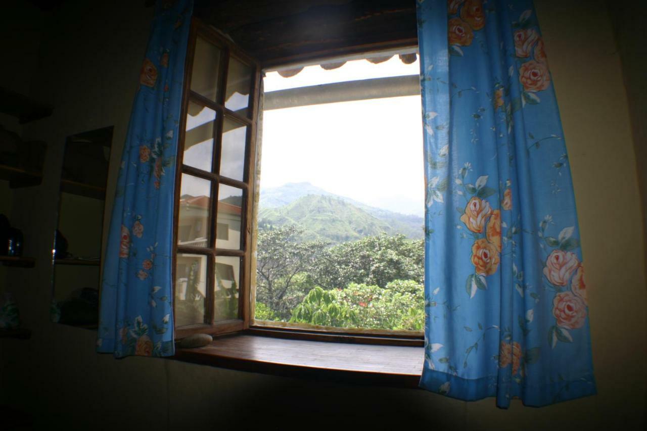 Avalon Hostal Boutique LàngLàngVilcabamba Ngoại thất bức ảnh