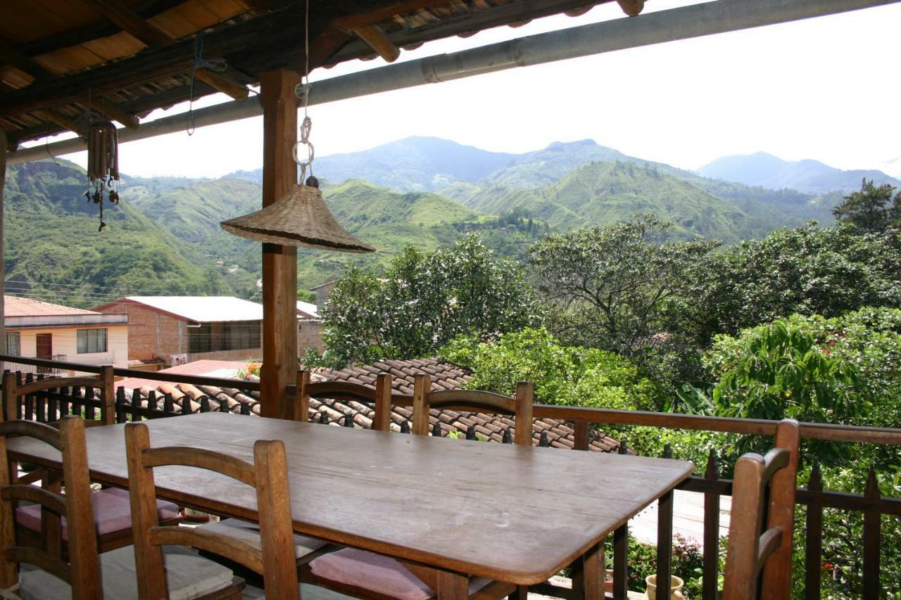 Avalon Hostal Boutique LàngLàngVilcabamba Ngoại thất bức ảnh