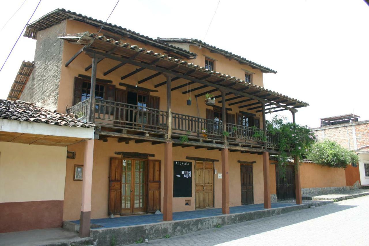 Avalon Hostal Boutique LàngLàngVilcabamba Ngoại thất bức ảnh