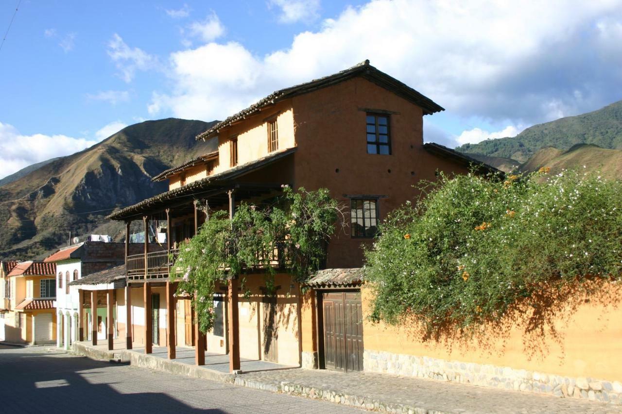 Avalon Hostal Boutique LàngLàngVilcabamba Ngoại thất bức ảnh